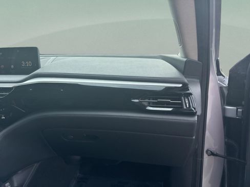 Used 2023 Acura MDX FWD image 29