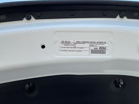 Used 2022 RAM 1500 Big Horn AWD/4WD image 24
