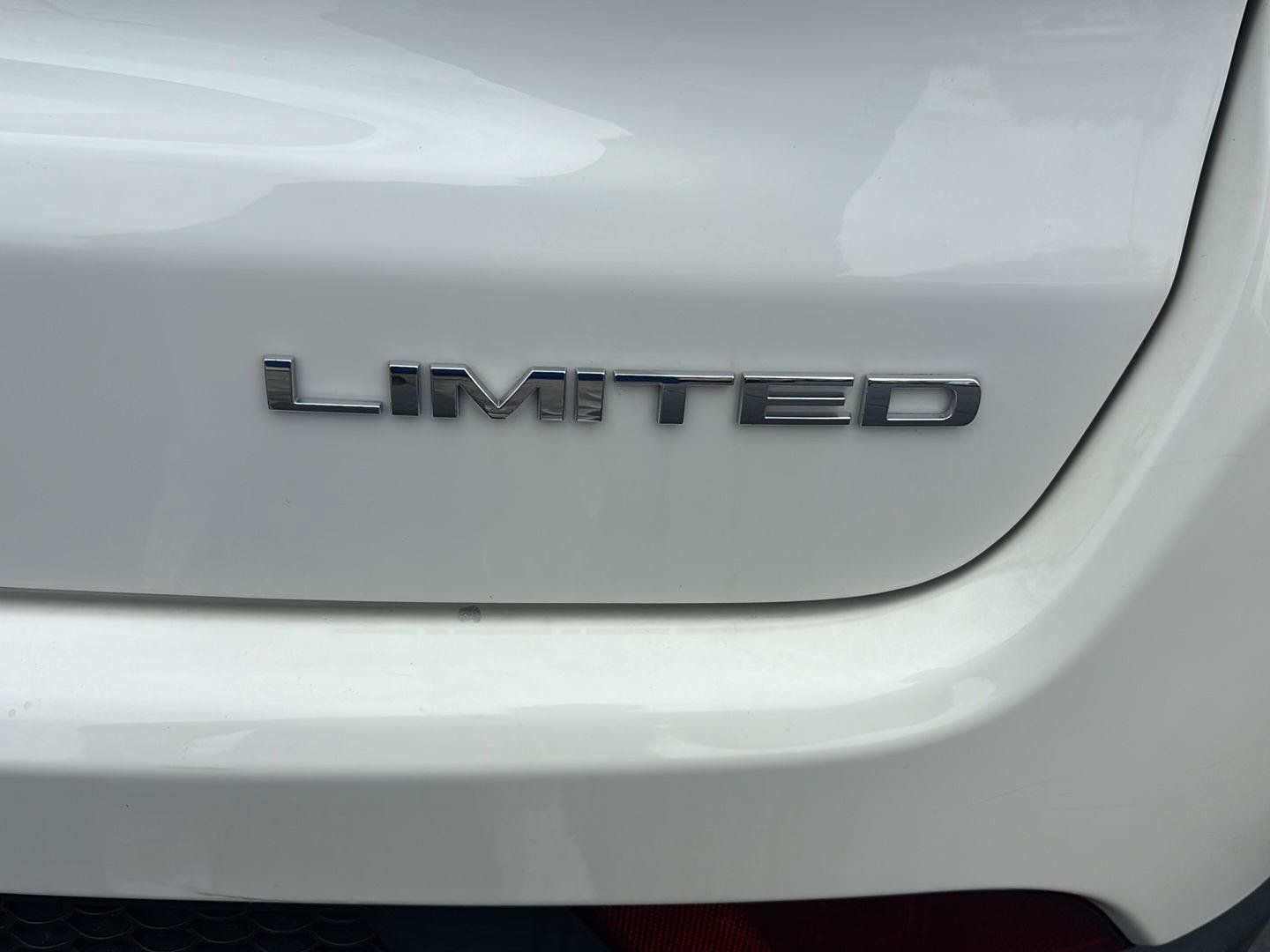 Used 2020 Jeep Compass Limited AWD/4WD image 21