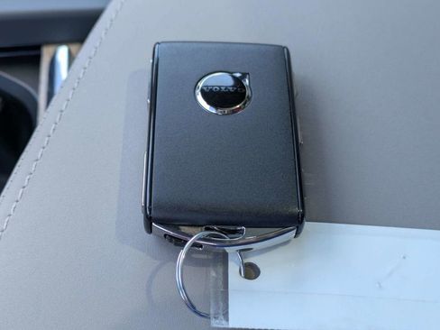 New 2026 Volvo XC60 B5 Plus w/ Protection Package Premier image 41