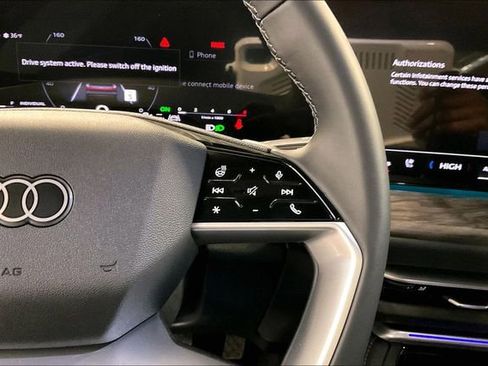 Certified 2025 Audi Q5 Premium Plus w/ Premium Plus image 19