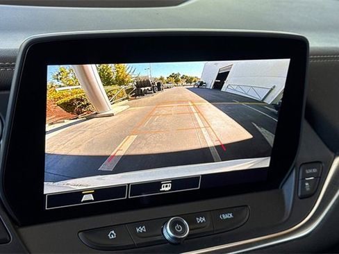 Used 2025 Chevrolet Blazer LT image 19