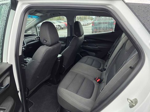 Used 2023 Chevrolet Bolt LT image 19