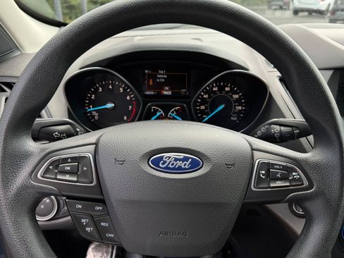 Used 2019 Ford Escape SE FWD image 20