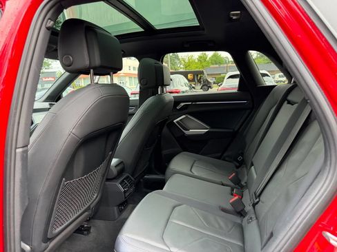 Used 2021 Audi Q3 2.0T Premium Plus w/ Premium Plus Package AWD/4WD image 29