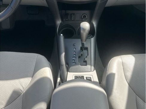 Used 2010 Toyota RAV4 Limited AWD/4WD image 17