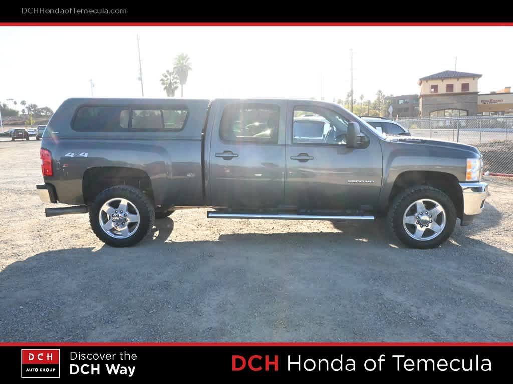 Used 2011 Chevrolet Silverado 2500 LTZ w/ LPO, On The Job Package AWD/4WD image 5