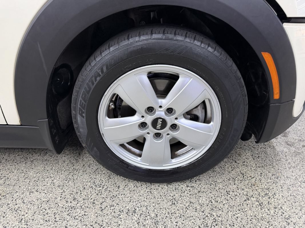 Used 2017 MINI Cooper 2-Door Hardtop FWD image 31