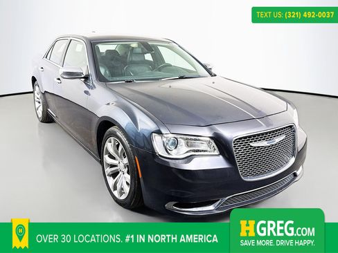 Used 2018 Chrysler 300 Limited image 1