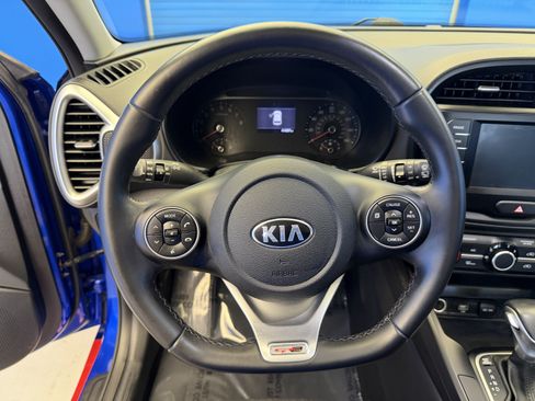 Used 2021 Kia Soul GT-Line FWD image 13