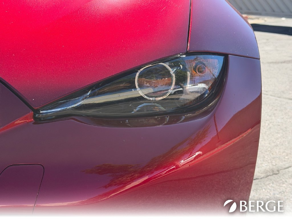 Used 2022 MAZDA MX-5 Miata Grand Touring RWD image 12