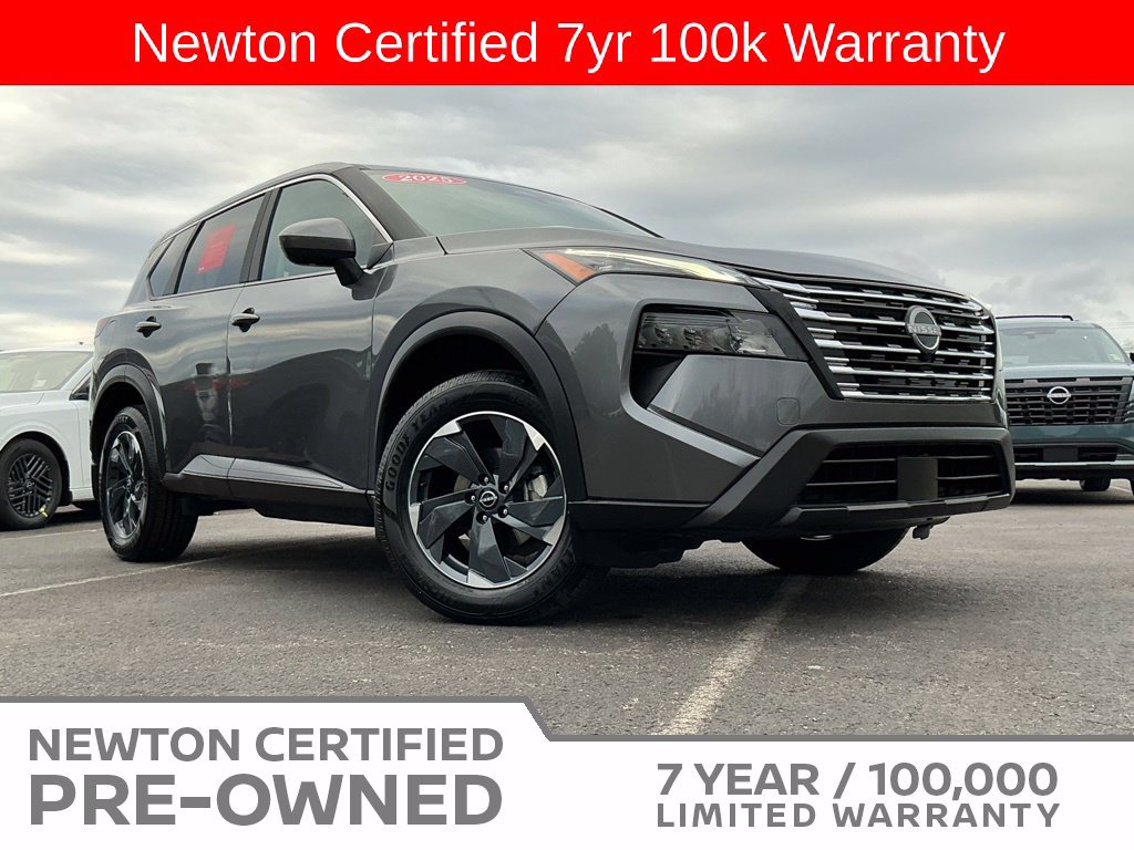 Used 2025 Nissan Rogue SV AWD/4WD image 25