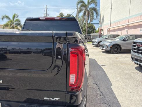 Used 2025 GMC Sierra 1500 SLT w/ SLT Premium Package RWD image 20