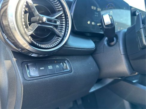 Used 2025 Chevrolet Equinox LT w/ Convenience Package II AWD/4WD image 19