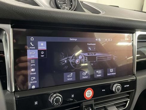 New 2026 Porsche Macan image 30