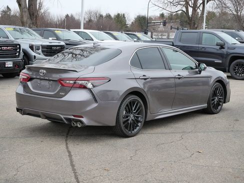 Used 2024 Toyota Camry XSE FWD image 10