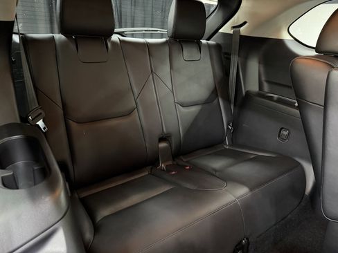 Used 2023 MAZDA CX-9 Touring image 24