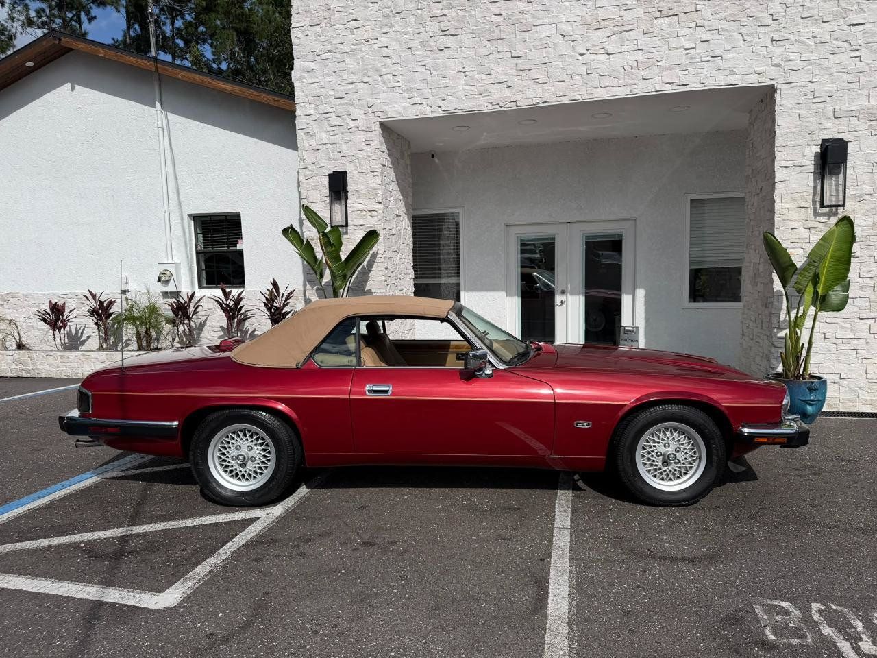 Used 1993 Jaguar XJS 4.0 Convertible RWD image 22
