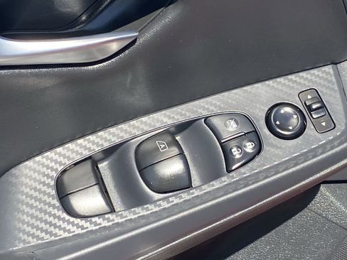 New 2025 Nissan Sentra SV image 18