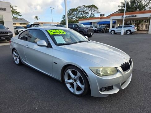 Used 2011 BMW 335i Coupe image 1