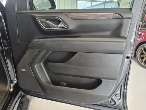 Used 2024 Chevrolet Tahoe Z71 AWD/4WD image 24