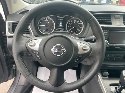 Used 2017 Nissan Sentra SV FWD image 25