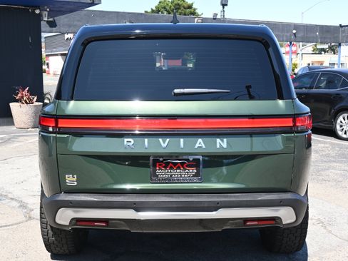 Used 2023 Rivian R1S Adventure AWD/4WD image 7