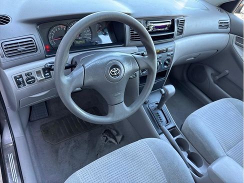 Used 2005 Toyota Corolla S image 2