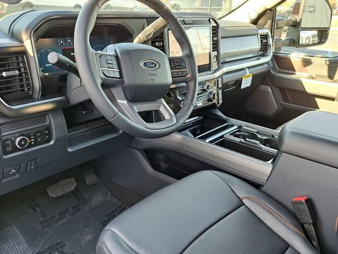 New 2026 Ford F250 Lariat w/ FX4 Off-Road Package image 7