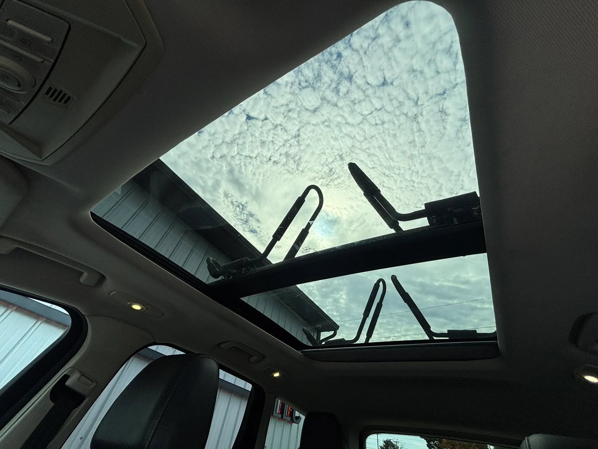 Used 2013 Ford Escape Titanium w/ Parking Technology Pkg FWD image 26