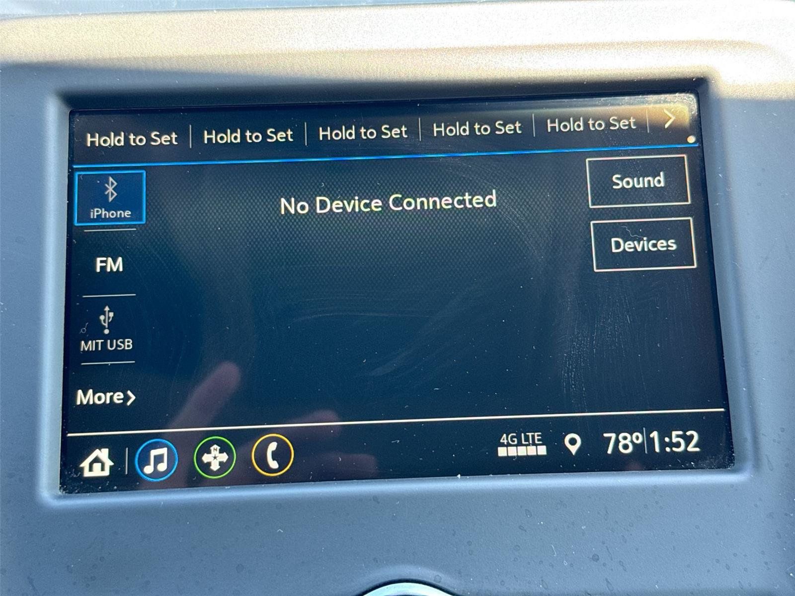 Used 2019 Chevrolet Equinox LS FWD image 9