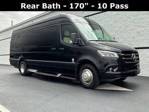 Used 2021 Mercedes-Benz Sprinter 3500 image 1