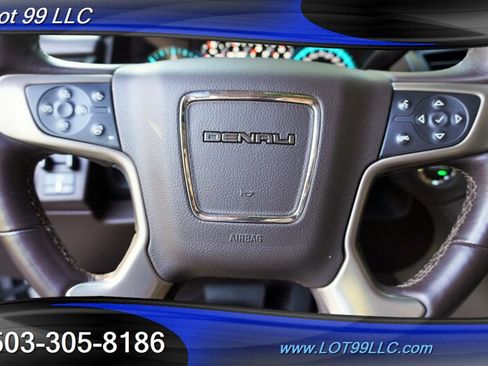 Used 2017 GMC Yukon Denali w/ Open Road Package AWD/4WD image 30