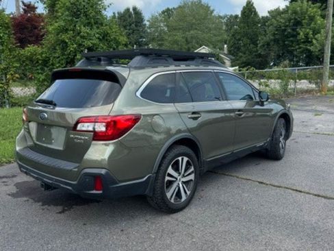 Used 2019 Subaru Outback 3.6R Limited w/ Popular Package #2 AWD/4WD image 6