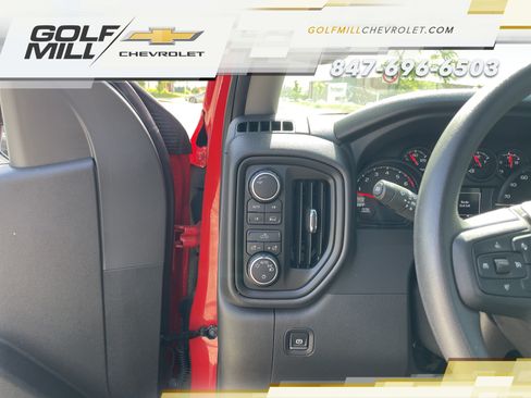 Certified 2025 Chevrolet Silverado 1500 W/T w/ Trailering Package AWD/4WD image 17
