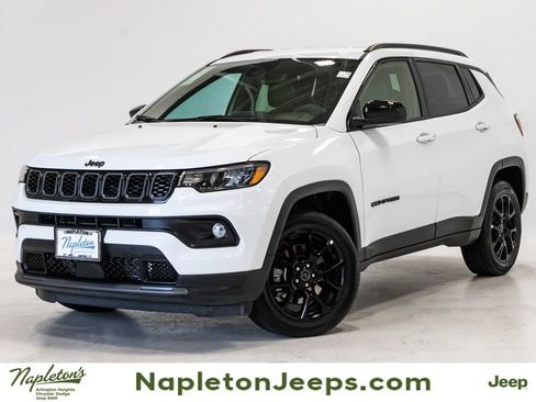 Certified 2025 Jeep Compass Latitude w/ Convenience Group AWD/4WD image 1