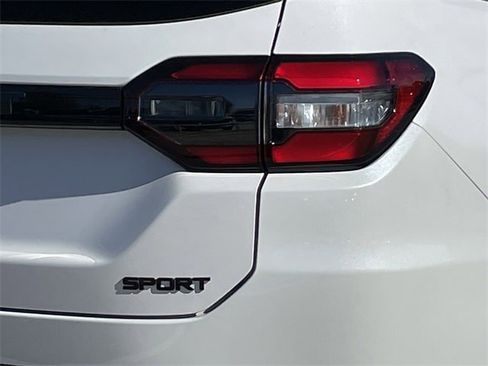 New 2025 Honda Pilot Sport image 7