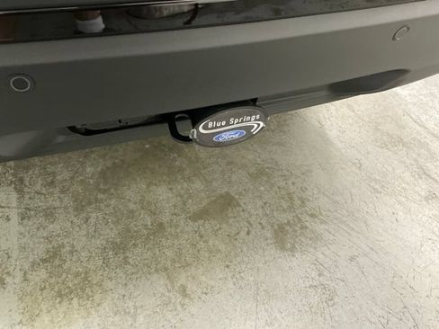 New 2026 Ford Explorer Active AWD/4WD image 7