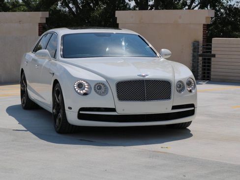Used 2015 Bentley Flying Spur V8 AWD/4WD image 13