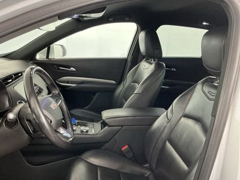 Used 2020 Cadillac XT4 Premium Luxury FWD image 10