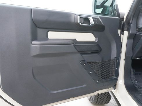 Used 2025 Ford Bronco Badlands w/ Sasquatch Package AWD/4WD image 14