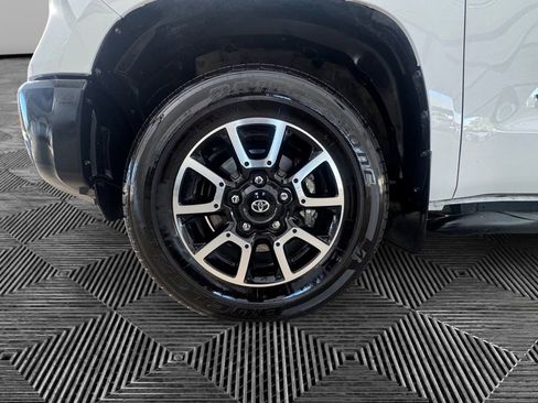 Used 2019 Toyota Tundra SR5 image 9
