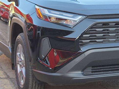 New 2025 Toyota RAV4 XLE image 10