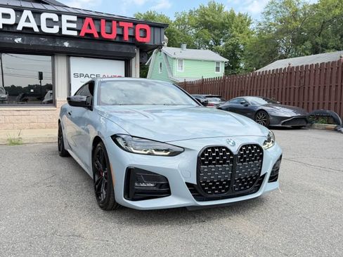 Used 2022 BMW 430i xDrive Coupe w/ M Sport Package AWD/4WD image 4