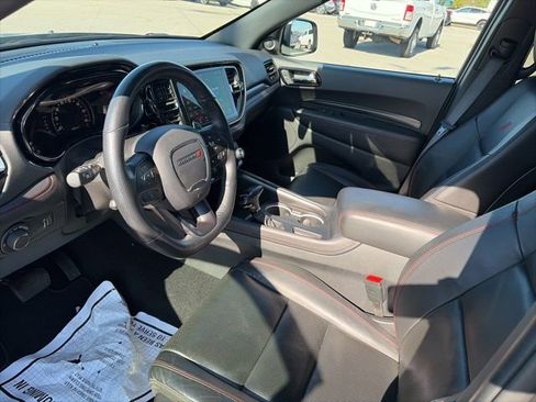 Used 2024 Dodge Durango GT image 16