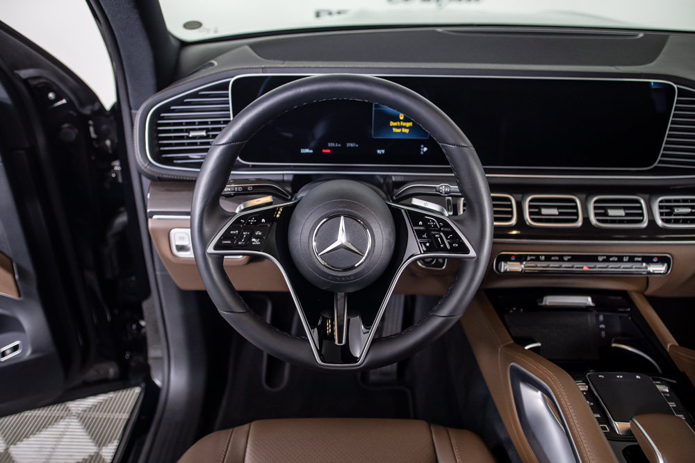 Used 2026 Mercedes-Benz GLS 450 4MATIC image 27