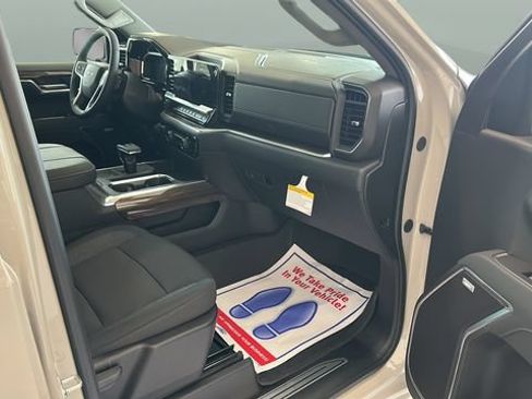 New 2026 Chevrolet Silverado 1500 RST w/ Convenience Package II AWD/4WD image 18
