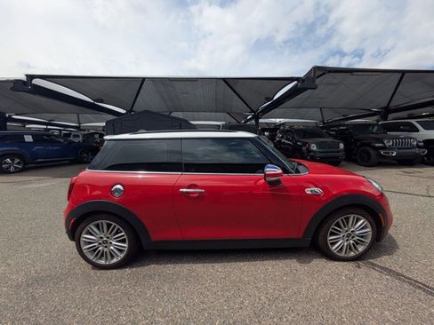 Used 2019 MINI Cooper S w/ Premium Package FWD image 4