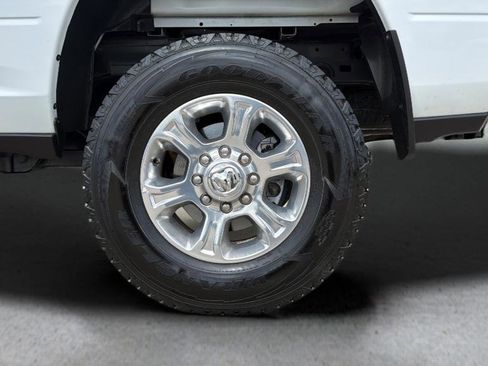 Used 2024 RAM 2500 Big Horn w/ Off Road Package image 27