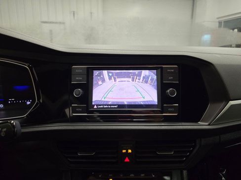 Used 2024 Volkswagen Jetta Sport FWD image 22